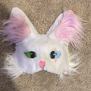 White and pink therian cat mask